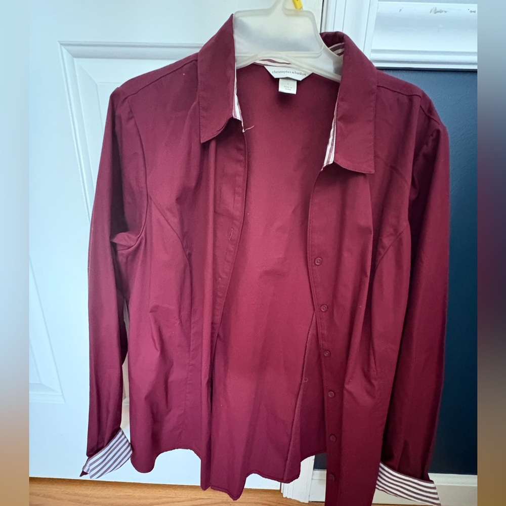 Button up blouse. - Picture 3 of 7